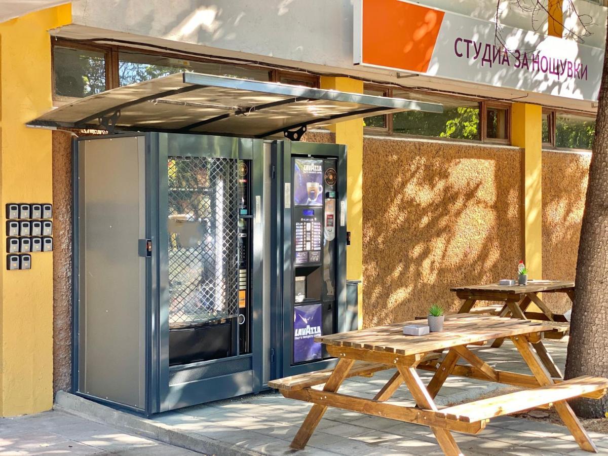 Hello Studios Budget Stays Free Parking & Wifi ستارا زاغورا المظهر الخارجي الصورة