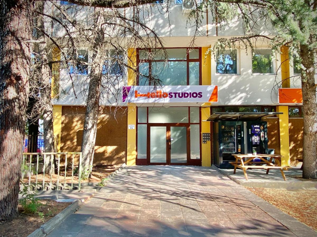 Hello Studios Budget Stays Free Parking & Wifi ستارا زاغورا المظهر الخارجي الصورة