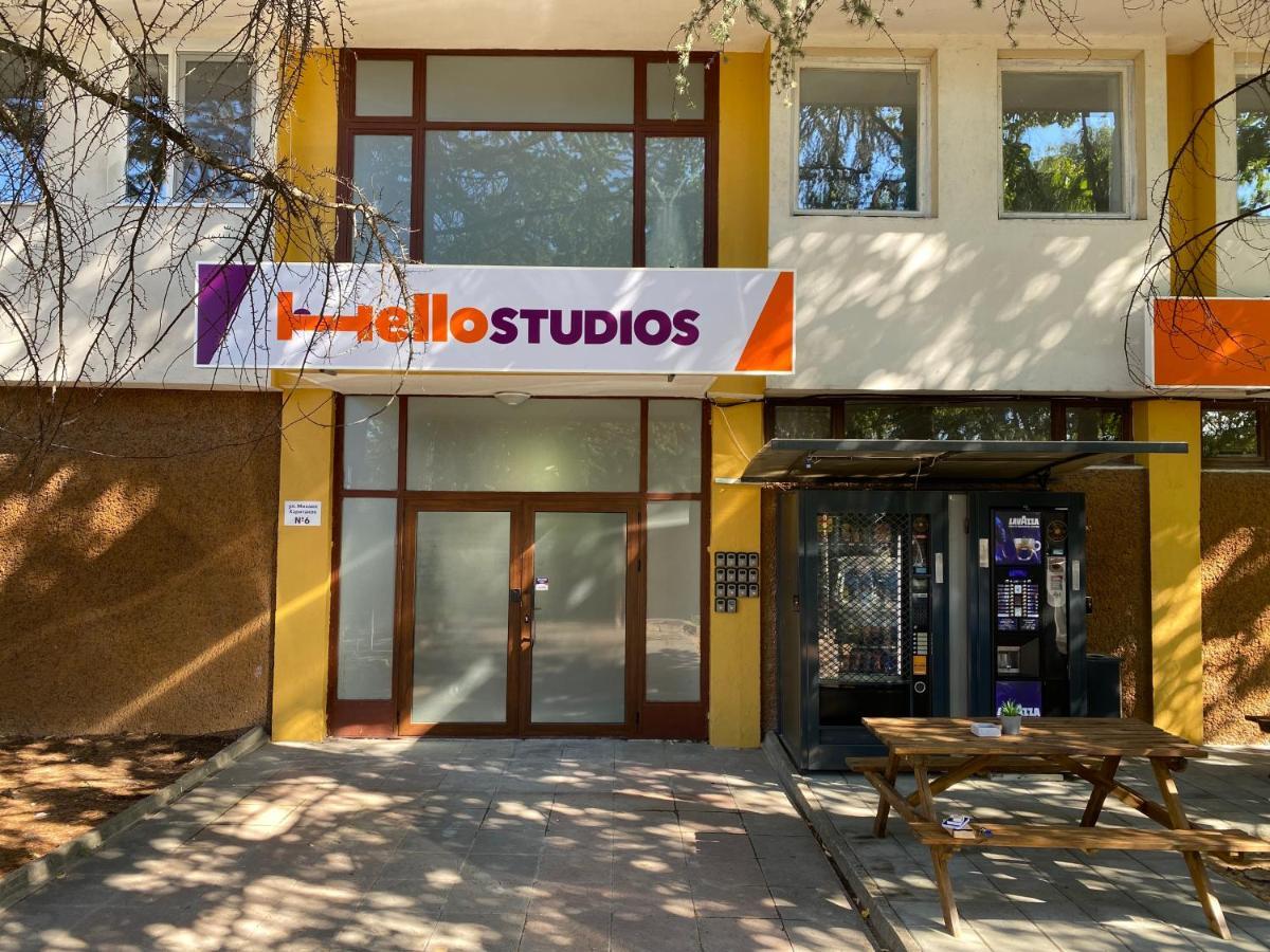 Hello Studios Budget Stays Free Parking & Wifi ستارا زاغورا المظهر الخارجي الصورة