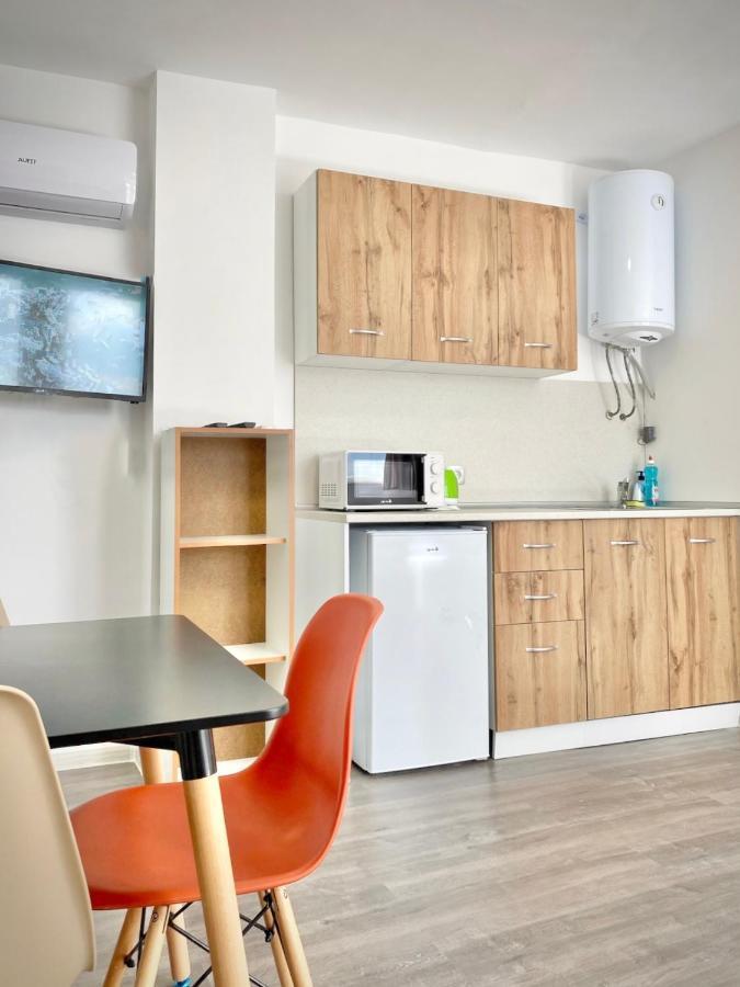 Hello Studios Budget Stays Free Parking & Wifi ستارا زاغورا المظهر الخارجي الصورة